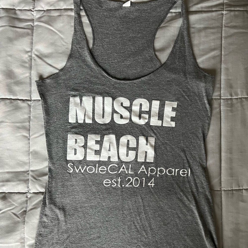 2/$12 SwoleCAL Apparel Women’s Gray Tank